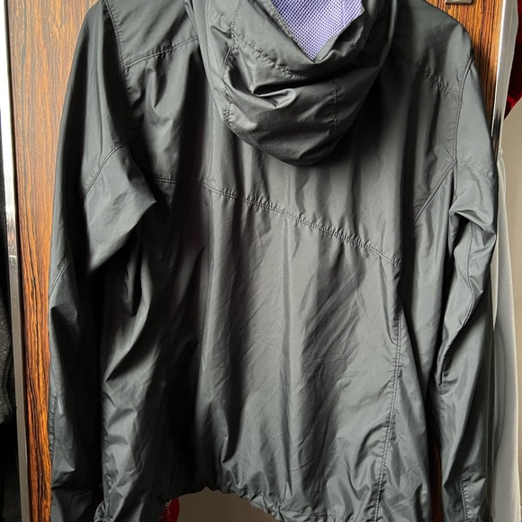 Columbia Windbreaker - Picture 3 of 4